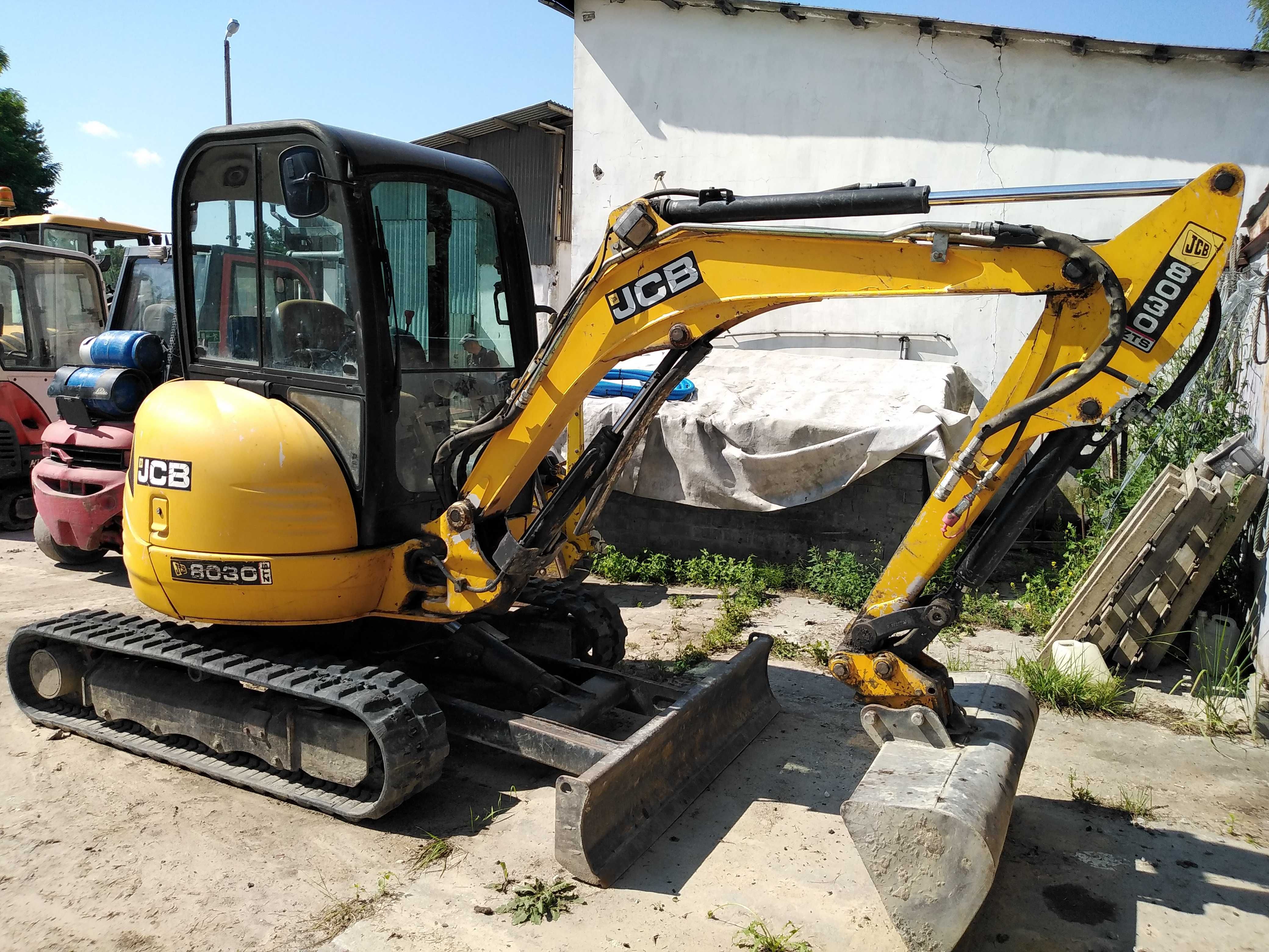 koparka JCB 8030