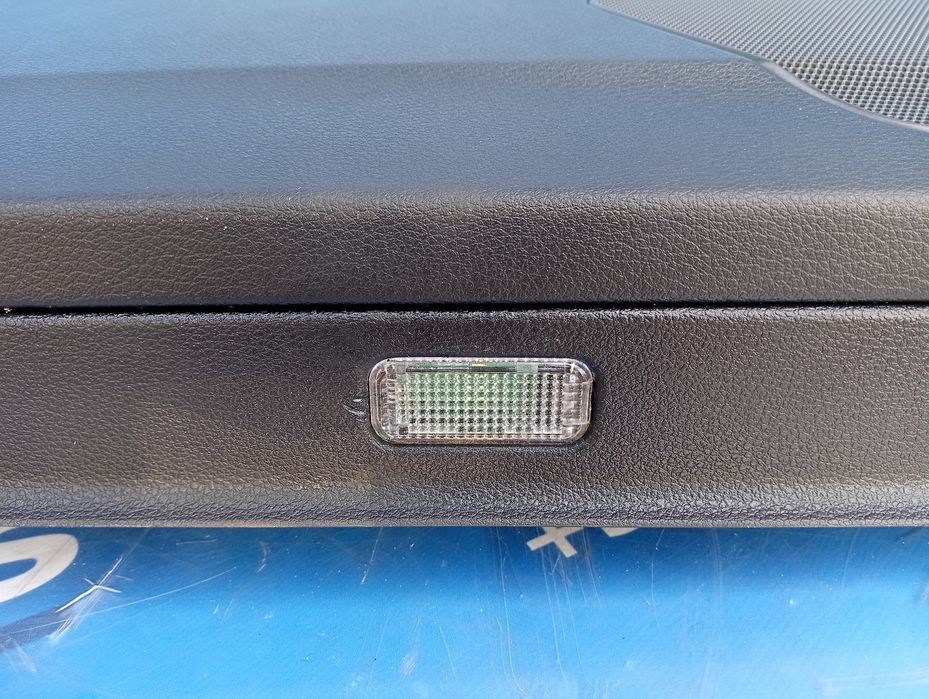 Обшивка (карта) двері передньої лівої Audi Q7 4M Ауді Кю7 4М