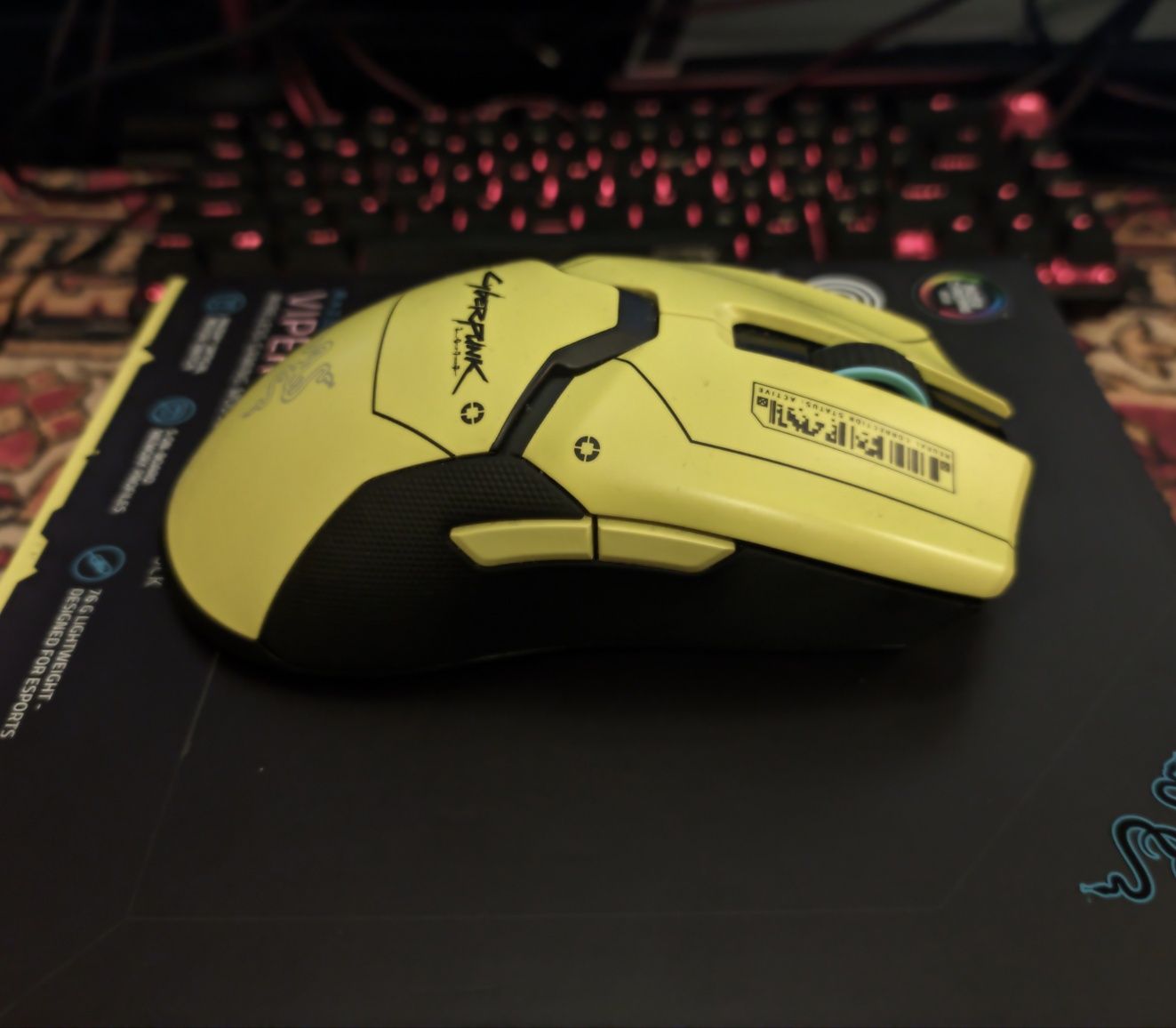 Myszka Razer Viper Ultimate Cyberpunk 2077 Edition + Mouse Dock