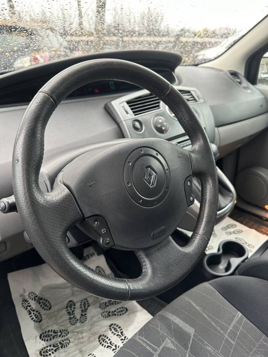 Продам Renault Scenic