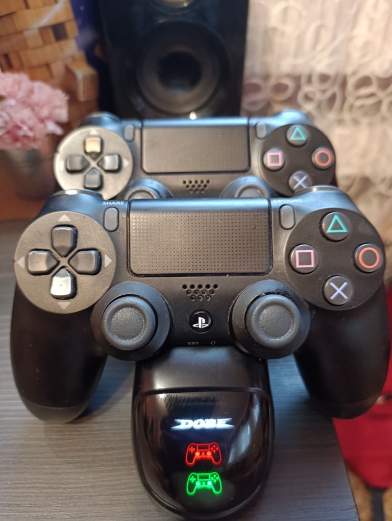 Playstation 4 Slim 1Т + набір ігор