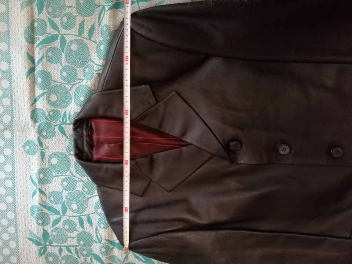 Продам кожаный пиджак