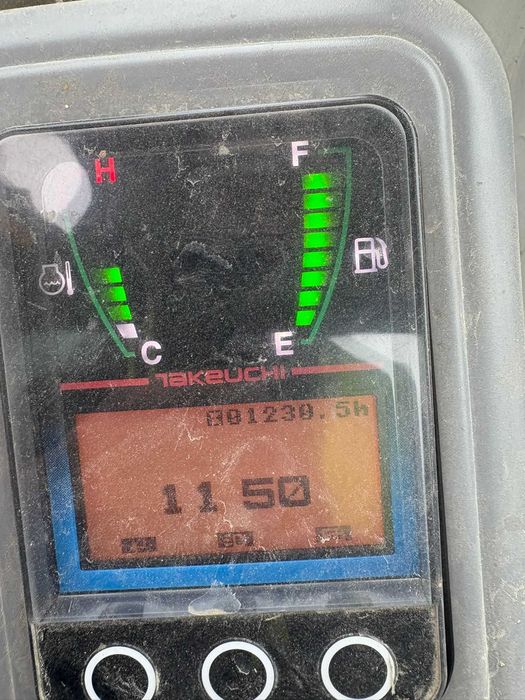 Mini koparka 2 tony takeuchi 320