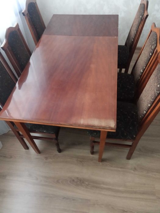 Стіл розкладний з кліслами