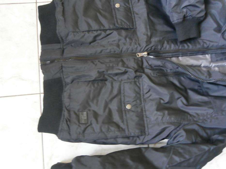 Nowa firmowa kurtka męska czarna