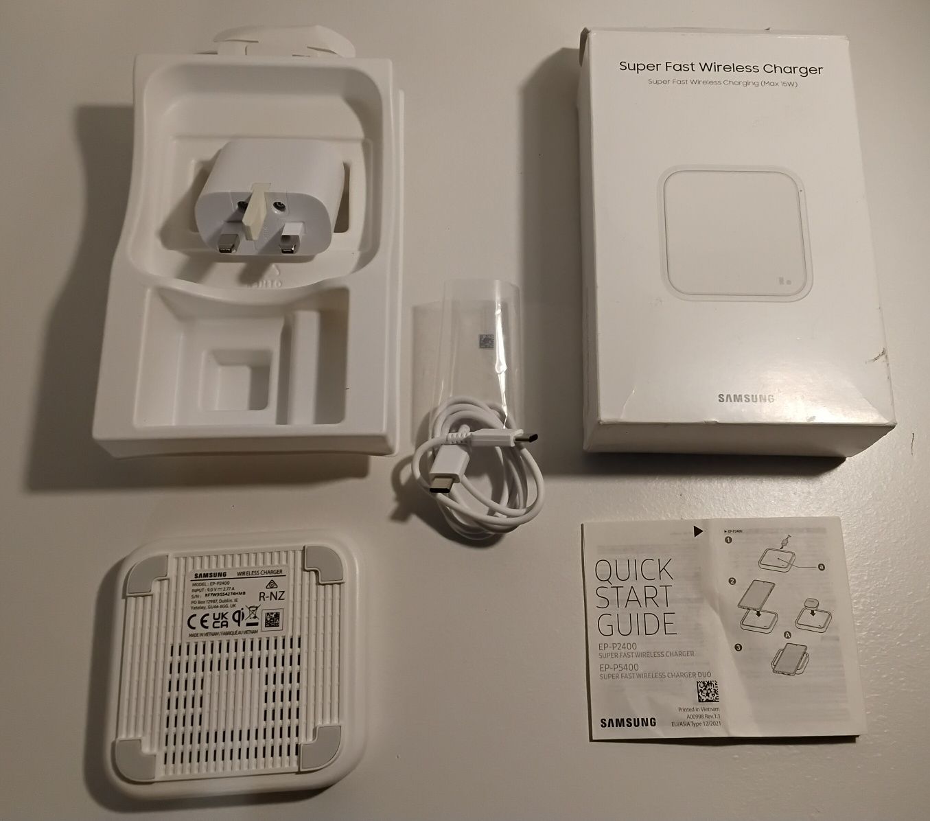 Samsung ładowarka indukcyjna Super Fast Wireless Charger