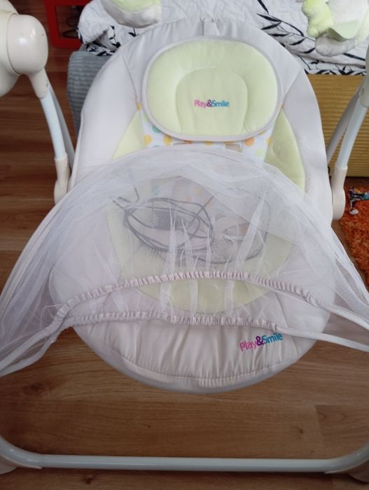 Huśtawka Bujaczek dla niemowlaka