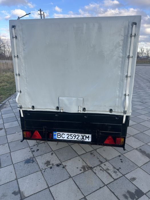 Причіп одноосний легковий