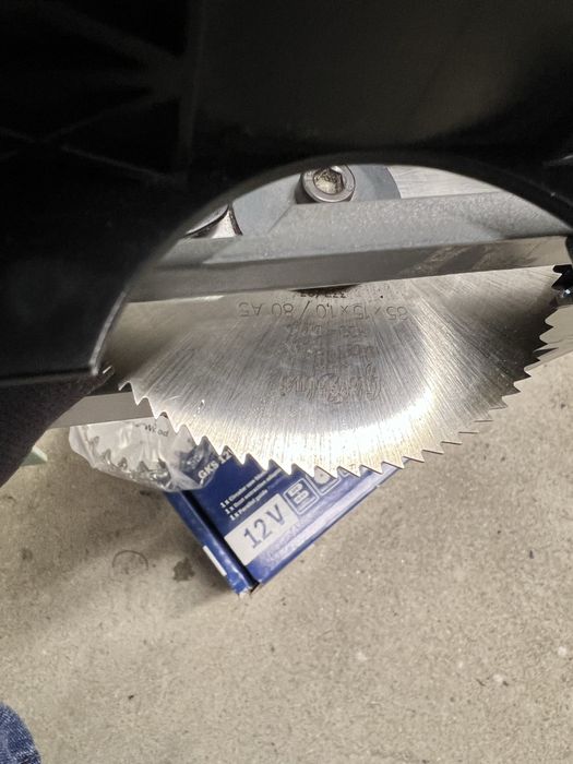 Pilarka bosch gks 12v 26 jak nowa plus tarcza Globus clean