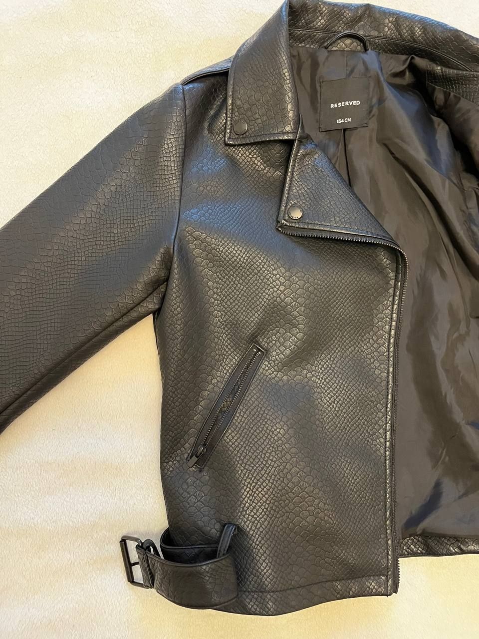 Шкіряна куртка (косуха) Reserved