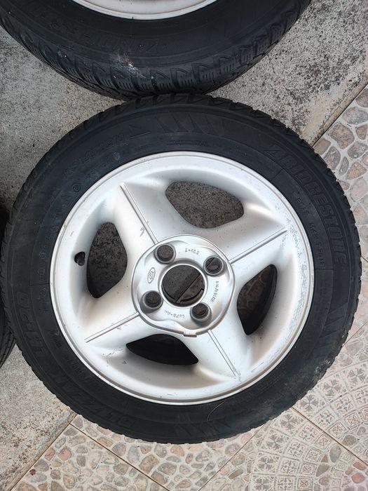 Conjunto de Jantes Ford Fiesta R14