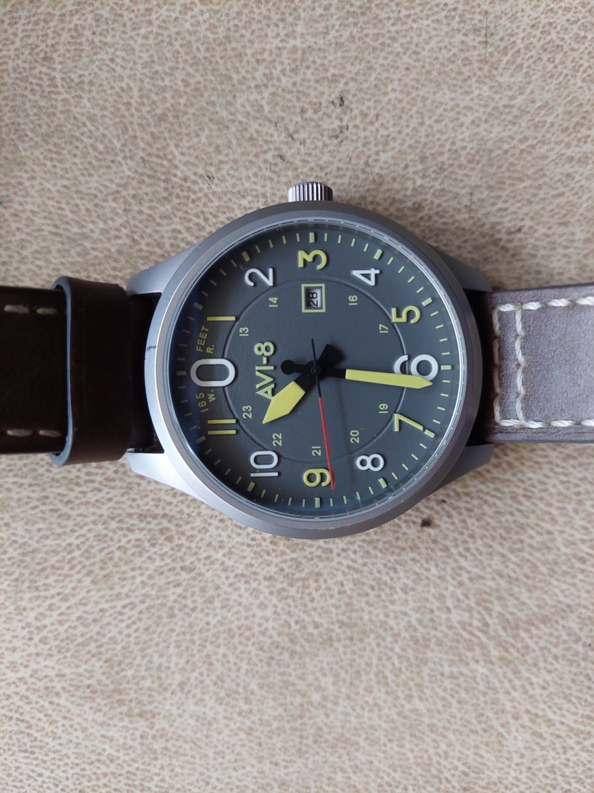 Годинник наручний AVI-8 42mm 50m авіатор/пілот