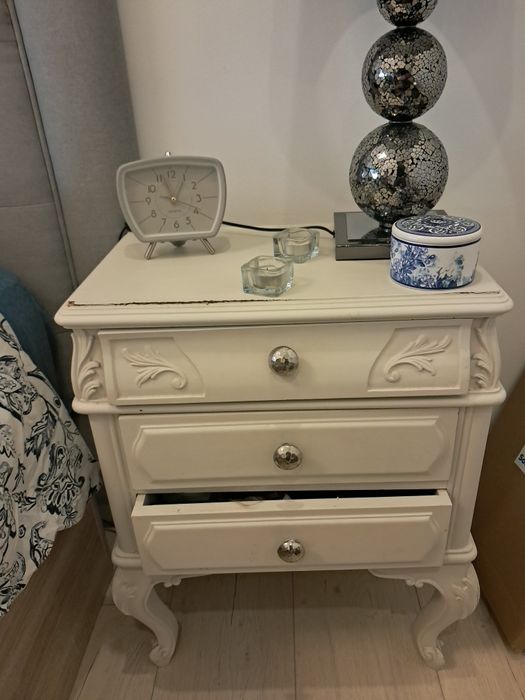 Mesas de cabeceiras (duas)