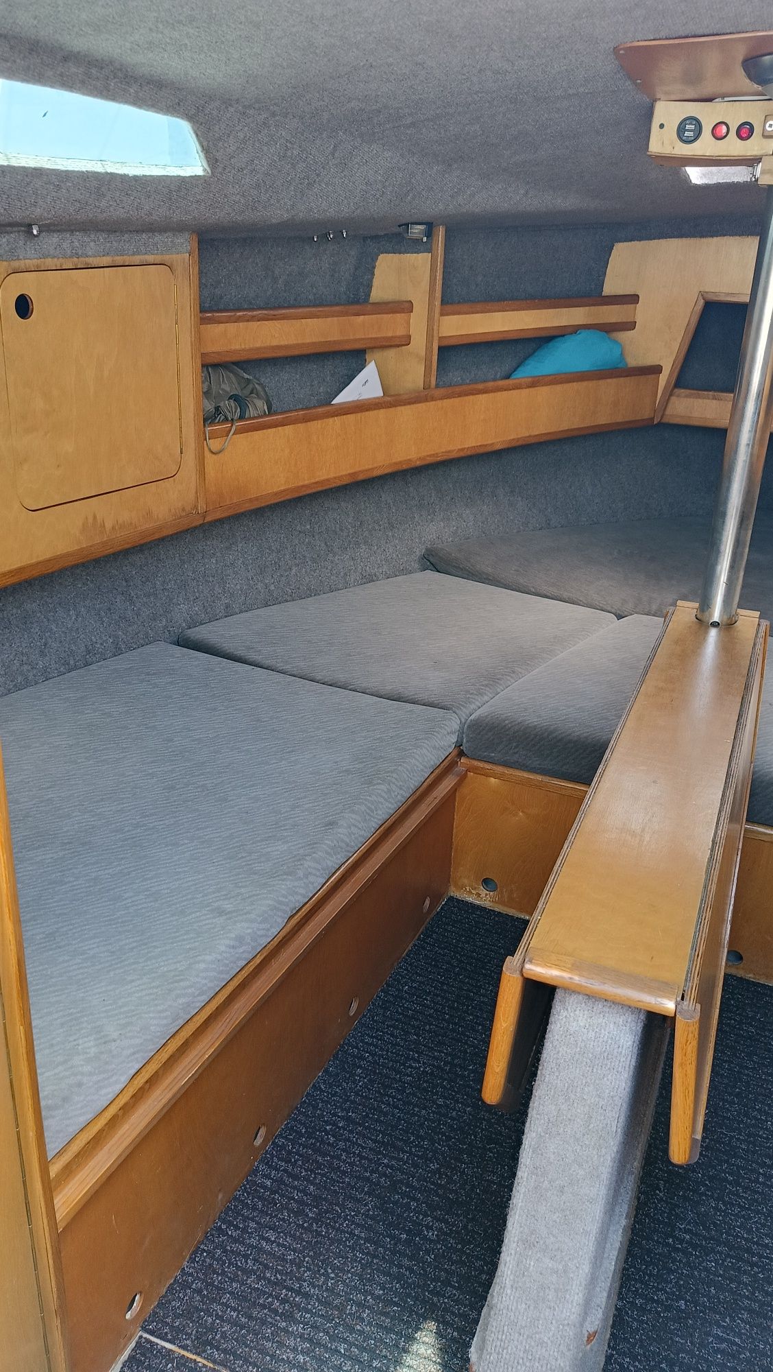 Żaglówka TES 660 Rt jacht żaglowy