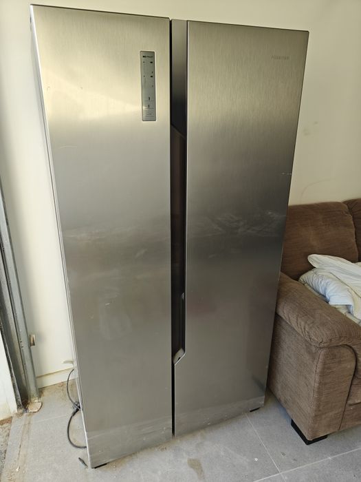 Frigorífico Americano Hisense