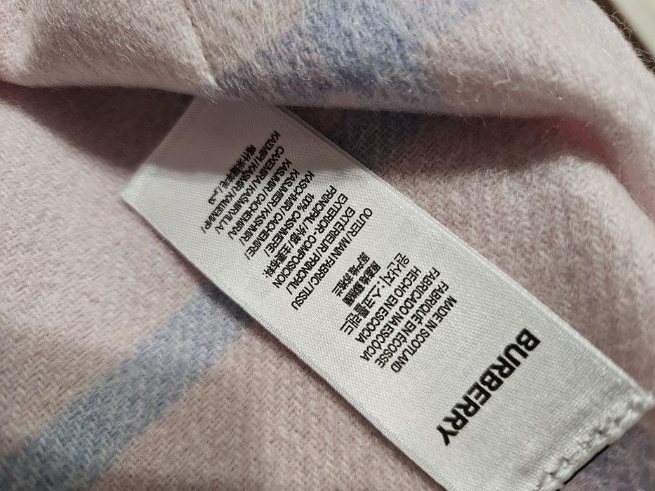 Piękny nowy szalik Burberry 100% kaszmiru wszystko  w zestawie