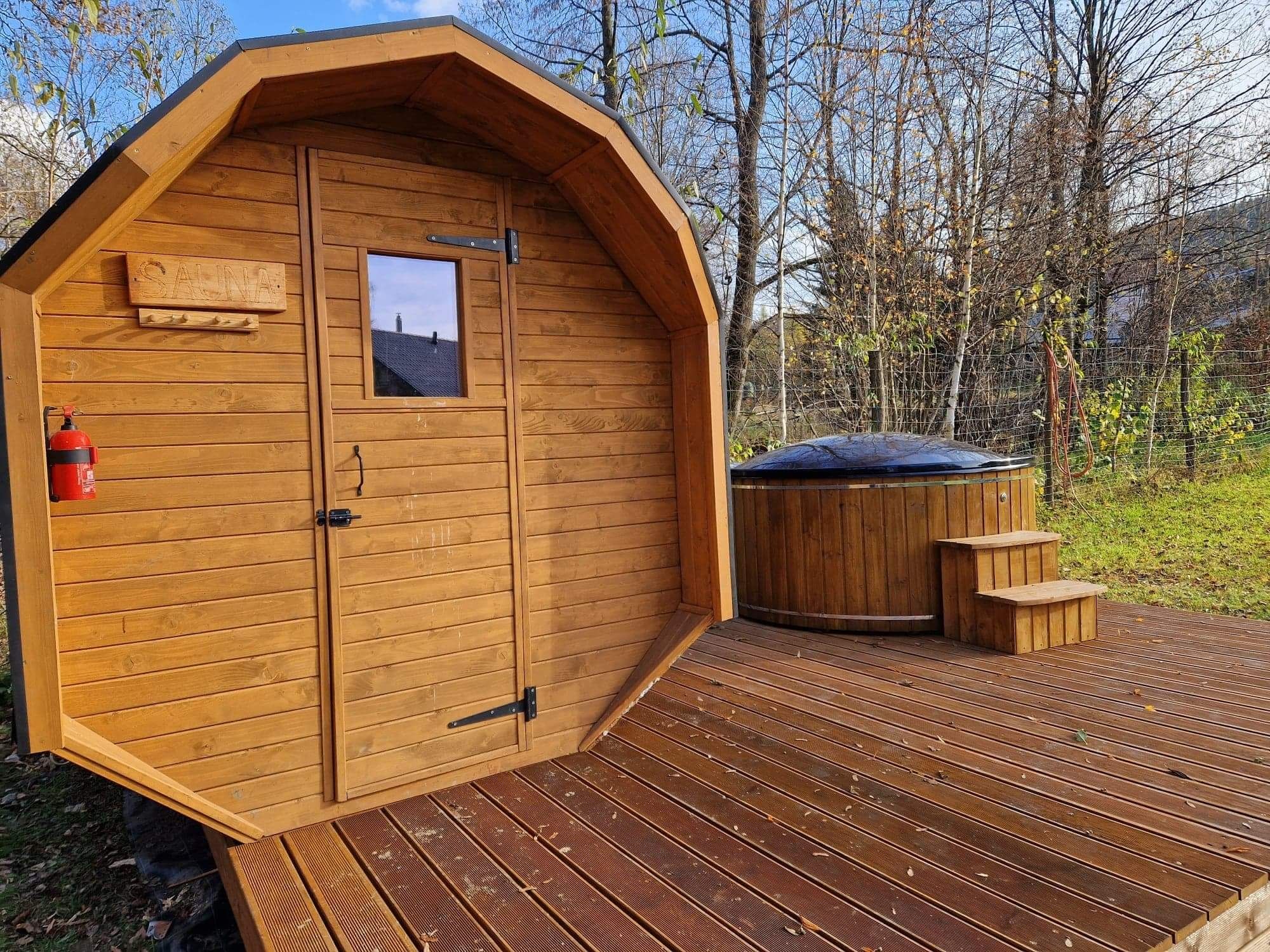 Domki w Bieszczadach u Pati całoroczne sauna balia Ustrzyki Górne Luto