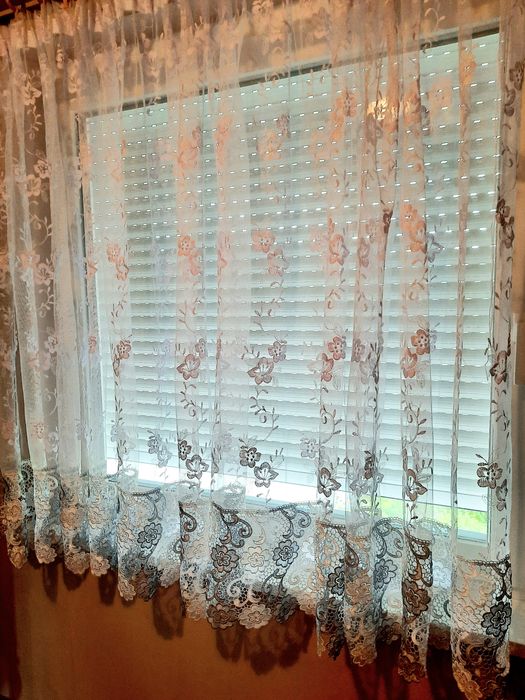 Firanka z koronką