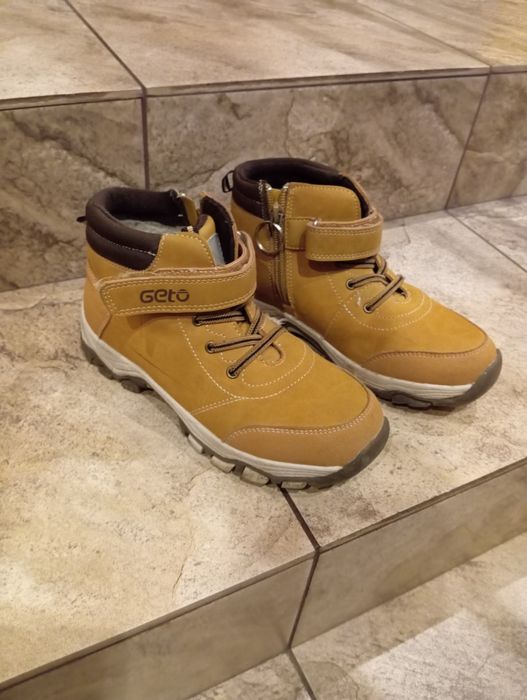 Zimowe buty chłopięce roz.  34