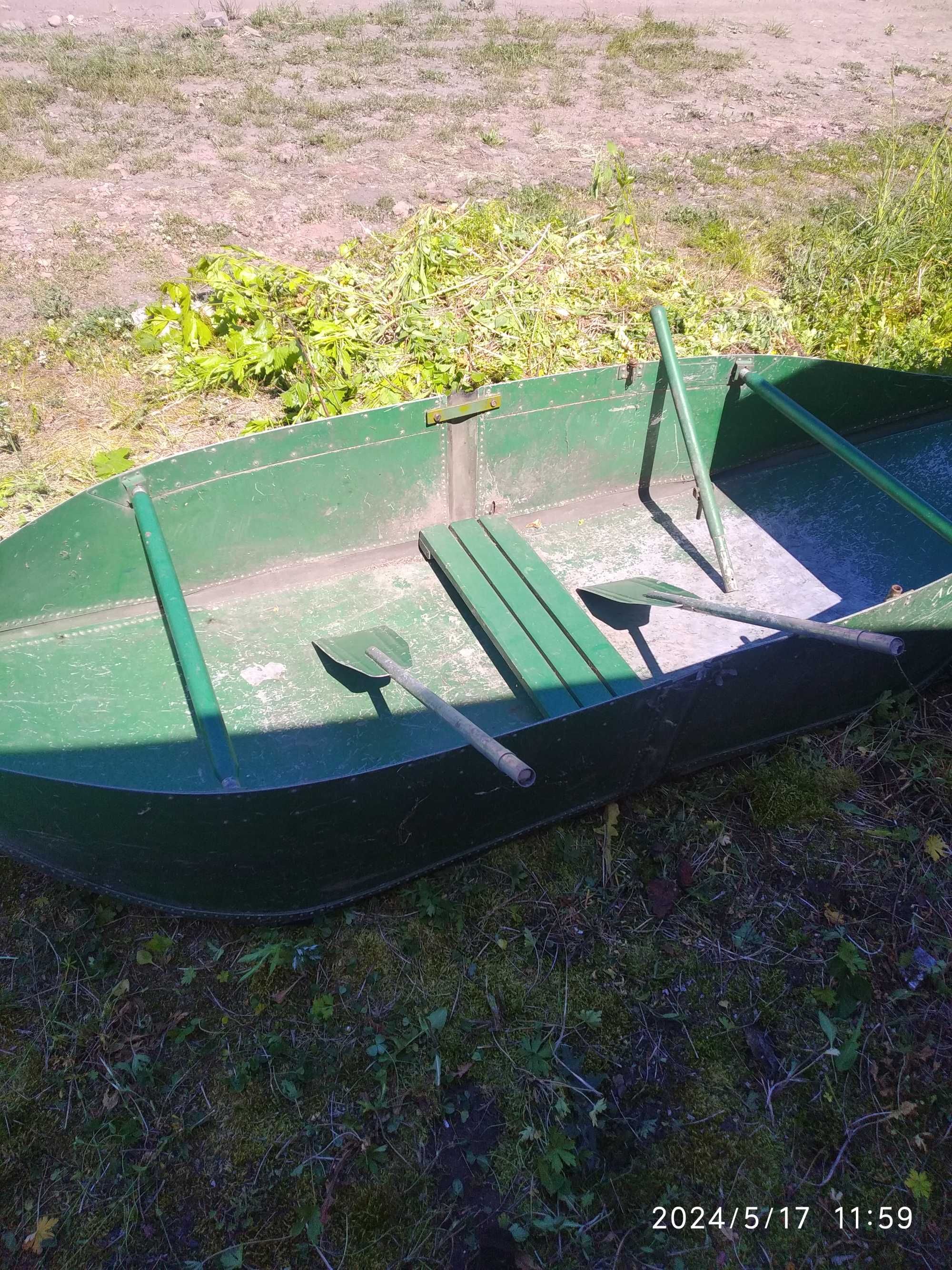 Лодка рятувальна