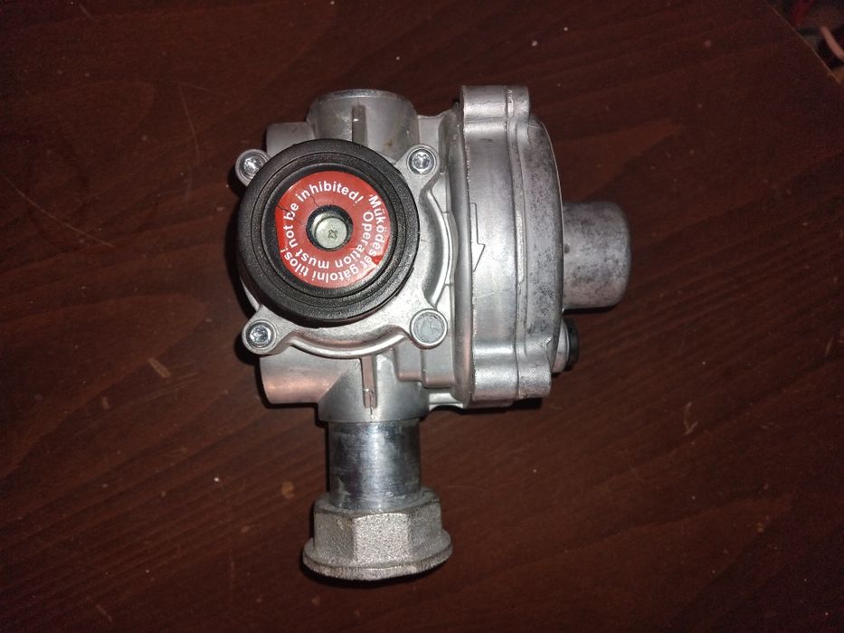 Регулятор тиску газу