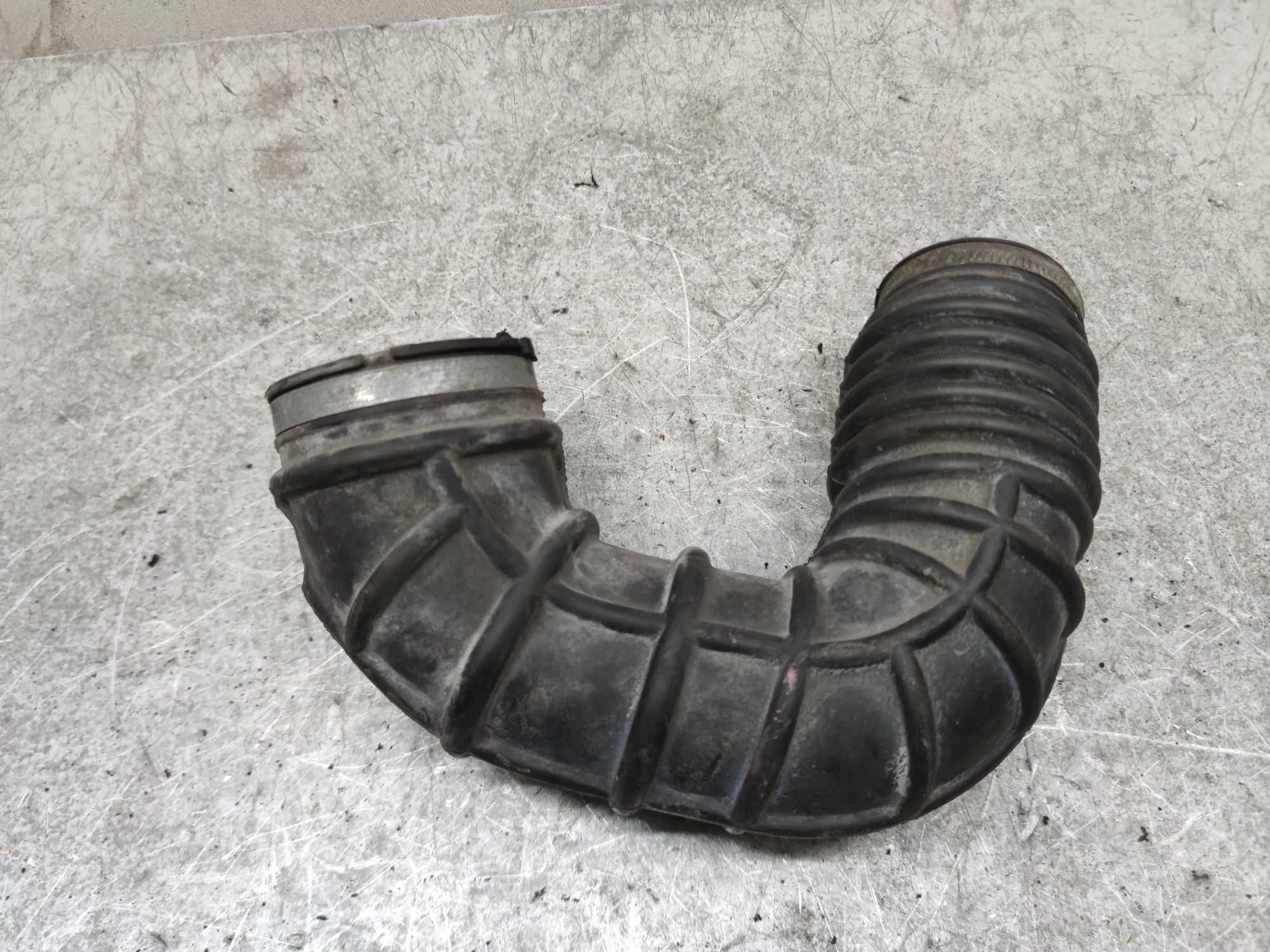 Ford Fiesta MK6 1.3 B Rura Przewód Dolot Powietrza