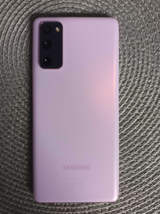 Sprzedam Samsunga Galaxy S 20 FE