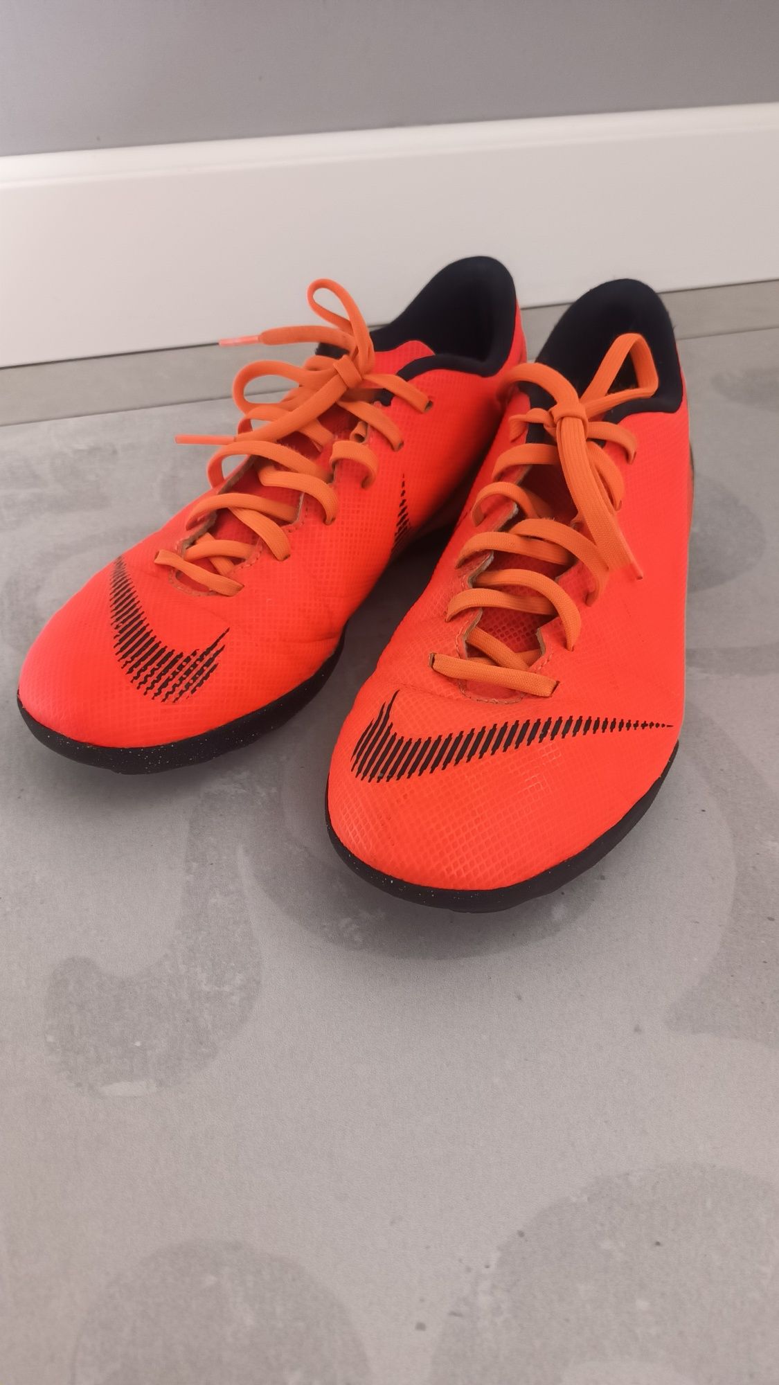 Buty piłkarskie Nike Mercurial X rozm. 40 (25cm)