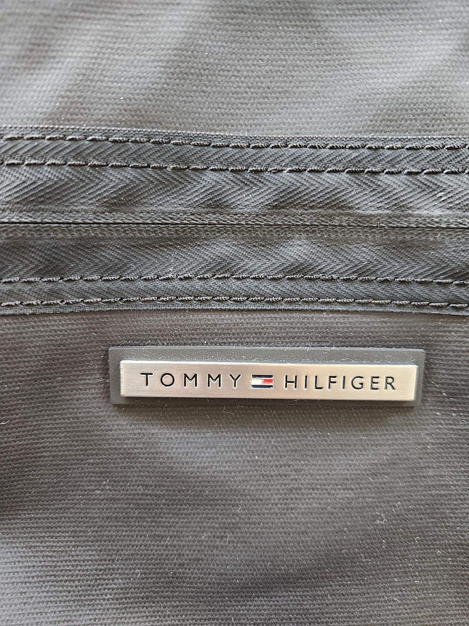 TOMMY HILFIGER saszetka listonoszka torba na ramie NOWA