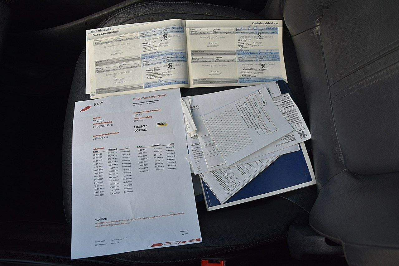 Peugeot 3008 2,0HDI 163Km Led Skóra Head-up Navi Panorama