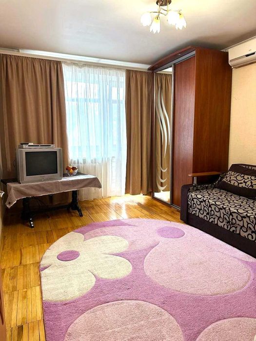 Продам 1-комн.,центр Хортицкого р-на, парк Юбилейный