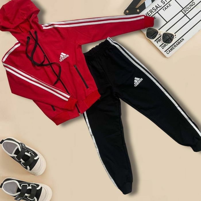 Костюми Adidas з лампасом для хлопців, дівчат 128,134,140,146,152,158