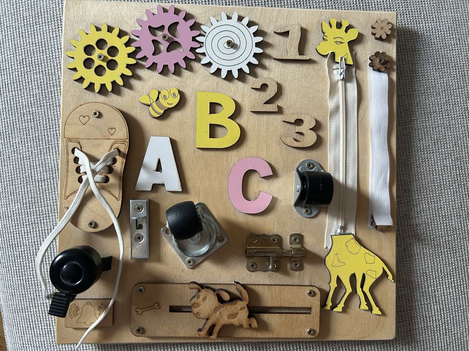 Tablica sensoryczna manipulacyjna