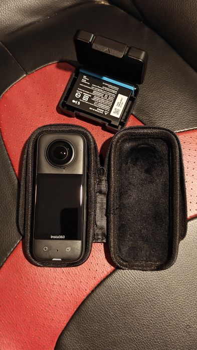 Câmara Insta360 X3