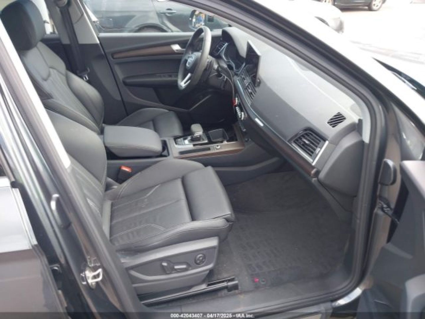 Audi Q5 Premium 55 Tfsi E S Line Quattro S Tronic 2024 2.0l