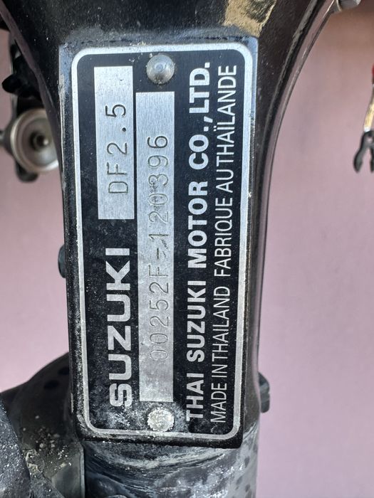 Лодочний мотор сузуки DF 2.5, 4-x тактный.
