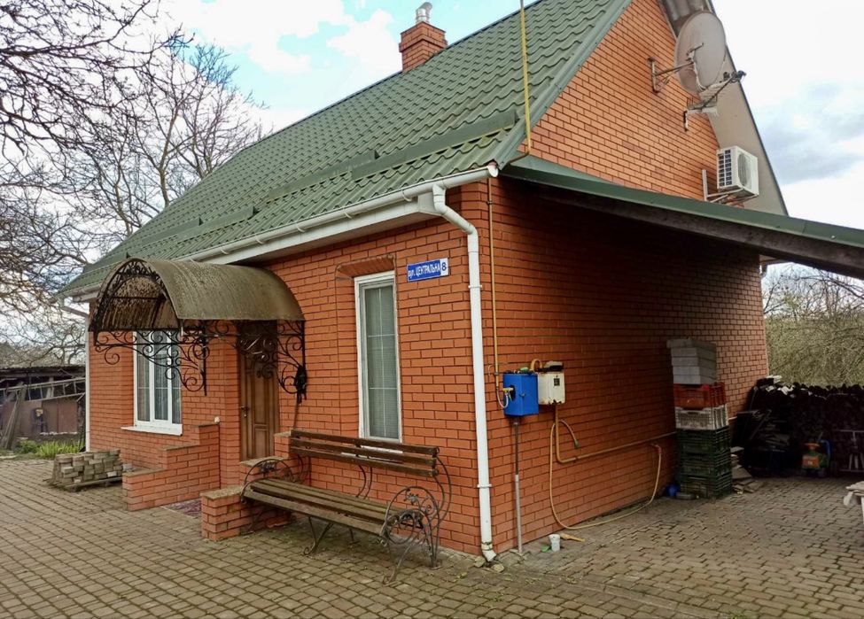 Продаж будинку! Можна жити або ідеальний варіант під дачу !