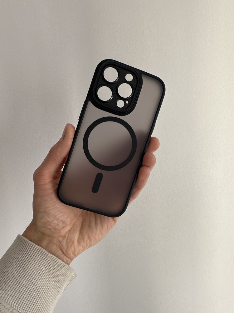 Etui Tech Protect MagCam + SZKŁO hartowane do iPhone 16 pro
