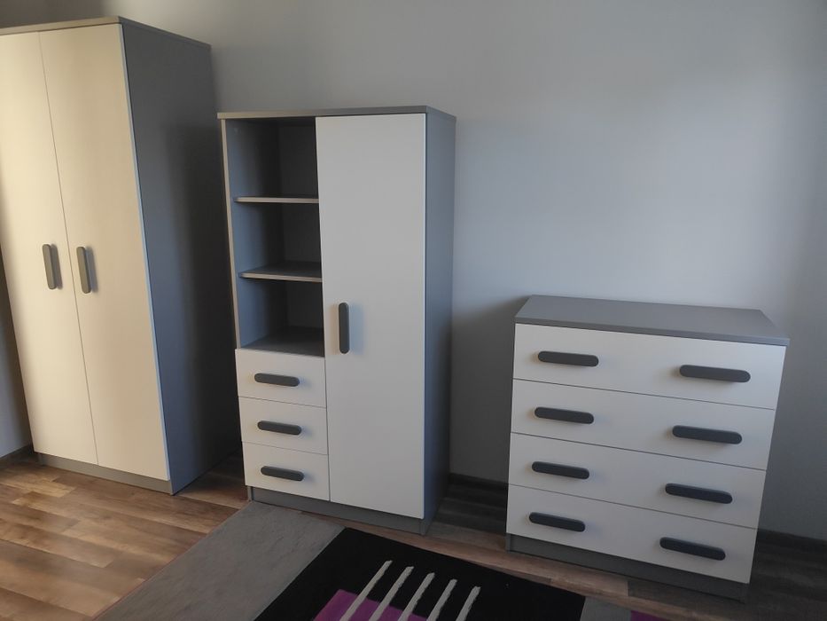 Zestaw mebli do pokoju
