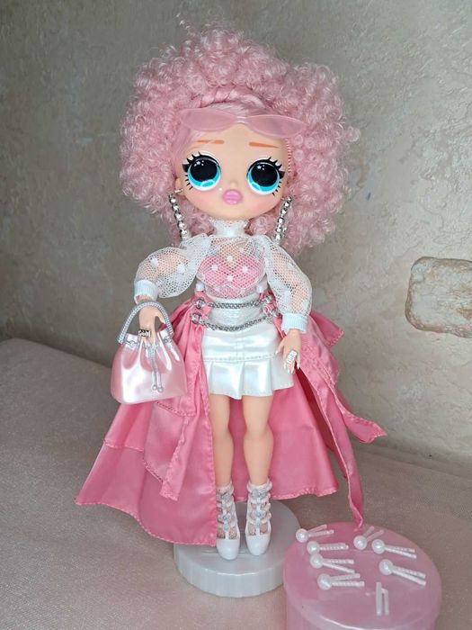 Ляльки LOL Surprise! OMG різні