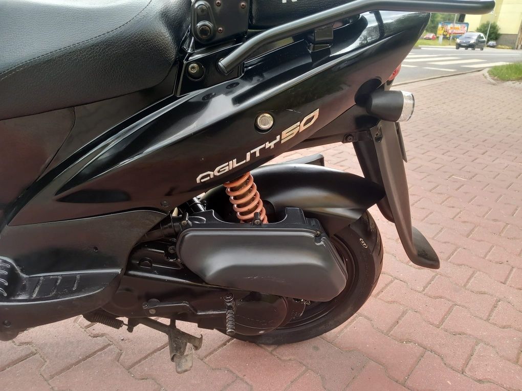Kymco Agility 4T-- może komuś się przyda--brak homologacji