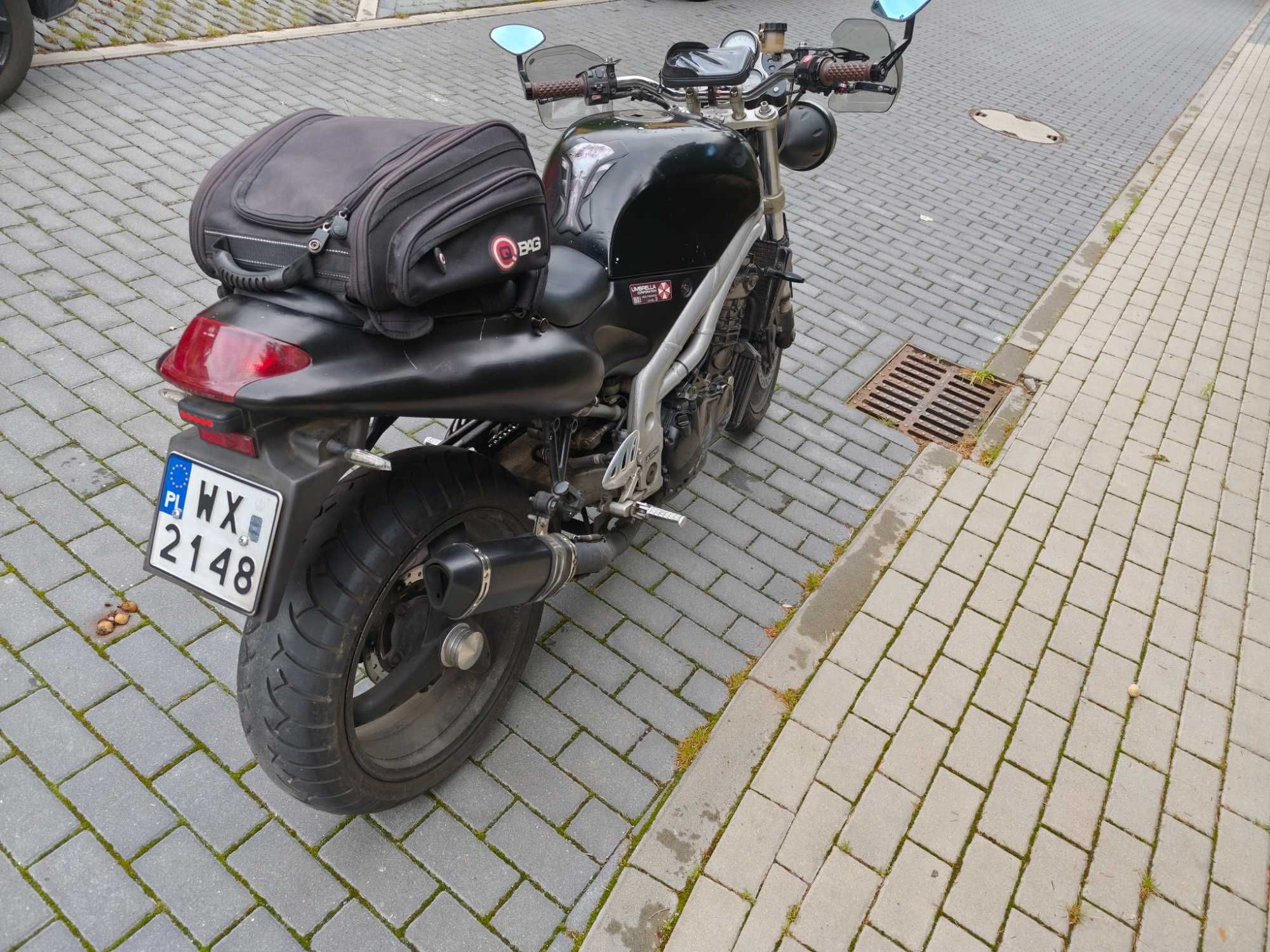 Triumph Speed Triple 995  / uszkodzony
