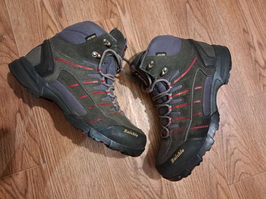 жіночі трекінгові черевики Raichle 41 розмір