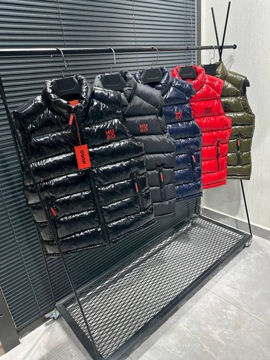 Жилетка  безрукавка  Hugo Boss  Polo розмір  S-XXL