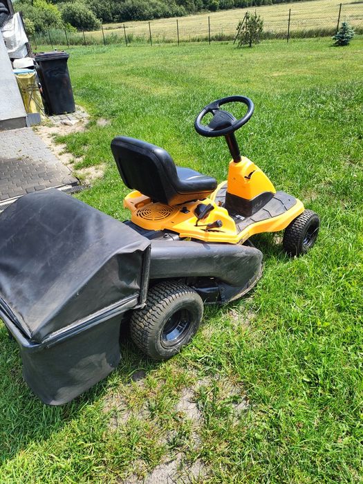Traktorek kosiarka cub Cadet.