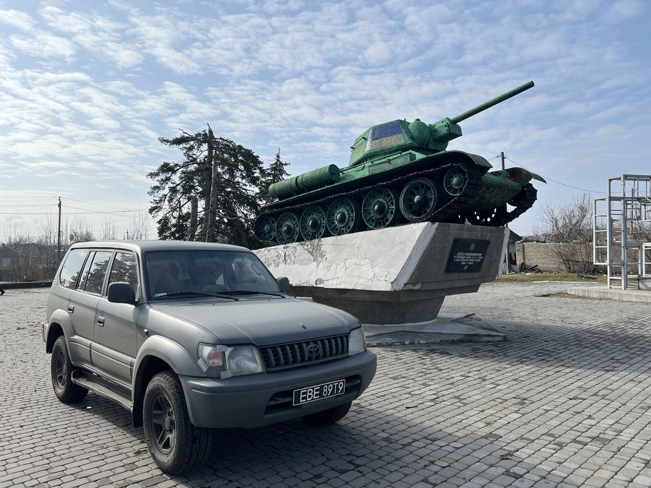 Toyota Pradik 90
