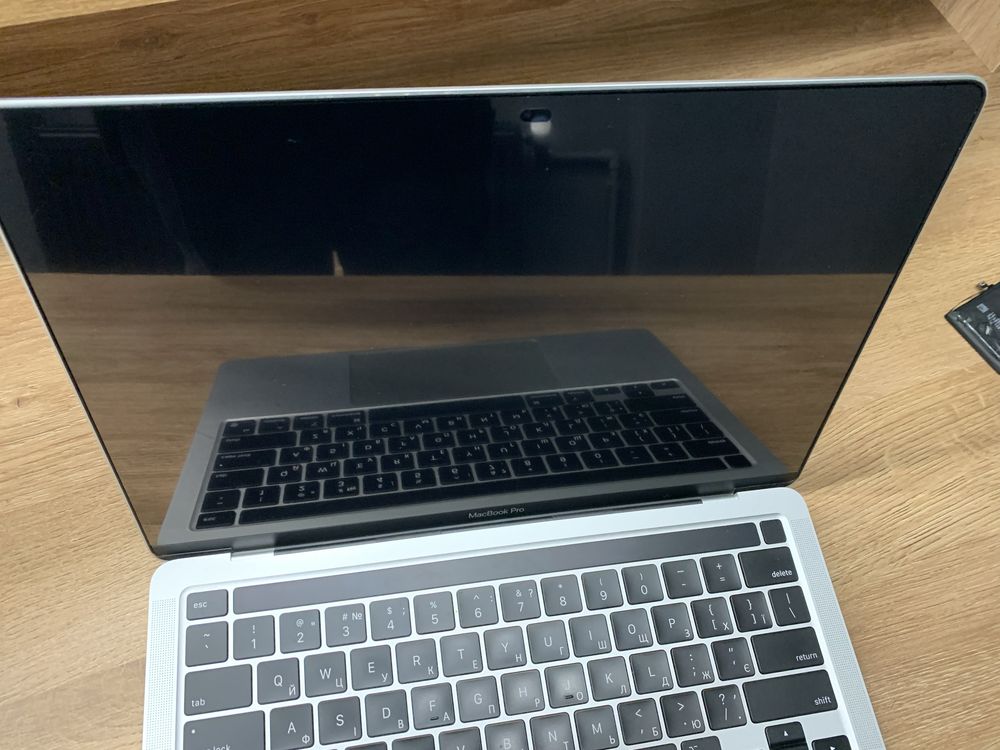 MacBook Pro 13 256GB M1 Silver