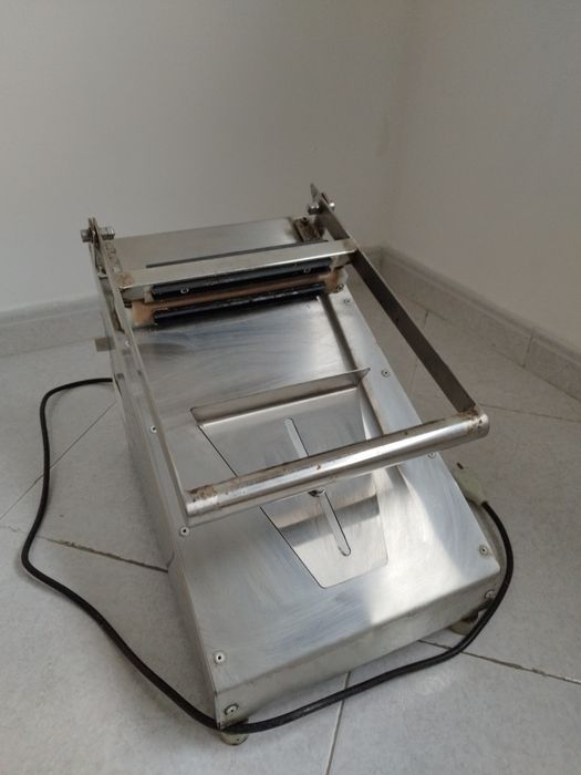 Máquina seladora de produtor secos ou líquidos