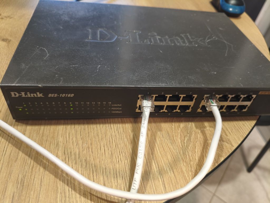 Комутатор D-Link DES-1016D