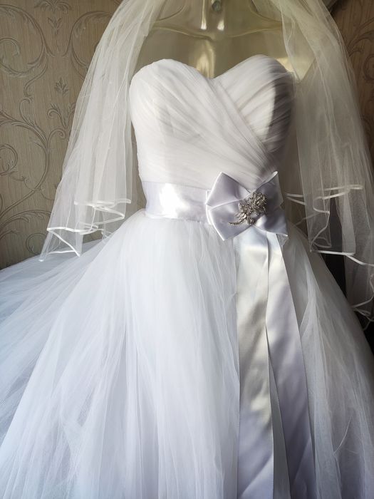 Платье свадебное фата аксессуары